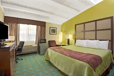 Days Inn by Wyndham Southington فنادق في بريستول