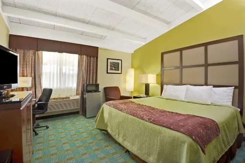 Days Inn by Wyndham Southington Hotels in Bristol