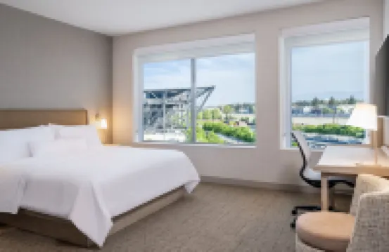 Element San Jose Airport