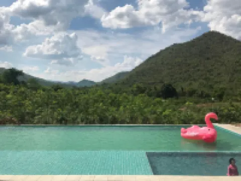 Hi-Scene Resort