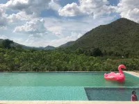 Hi-Scene Resort Hotels in Suan Phueng