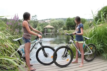 Residence Les Restanques du Golfe de St-Tropez Отели рядом с достопримечательностью «Camping Les Mûres»