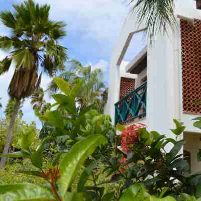 Van der Valk Plaza Beach & Dive Resort Bonaire Hotel Exterior