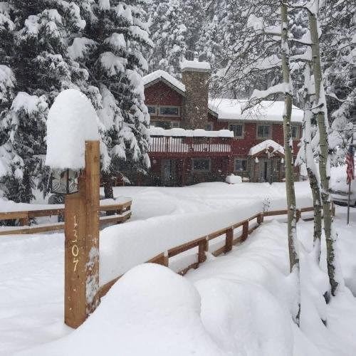 Elk Run Bed and Breakfast - Housity