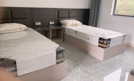 Shang cheng gu jing xiao yuan - Housity