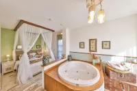 Palas Alaçatı - Adult Only Hotel di Alacati Mahallesi