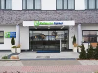 Holiday Inn Express 不來梅機場