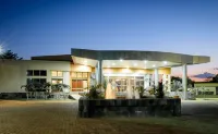 Twangale Resort & Spa Hotels in Лусака