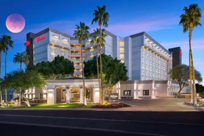 DoubleTree by Hilton Phoenix Mesa Hotels near Mesa Convention Center