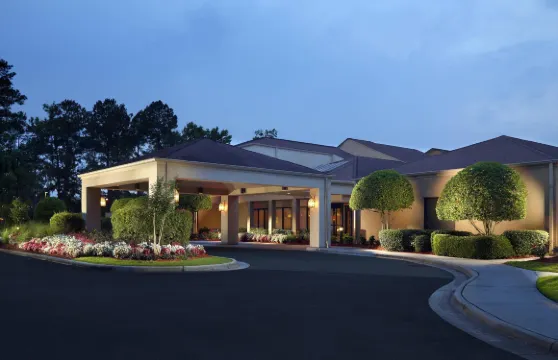 薩凡納市中心萬怡酒店