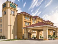 La Quinta Inn & Suites by Wyndham Brownwood Hotels in Brown County