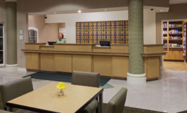 La Quinta Inn & Suites by Wyndham Salt Lake City Airport