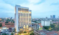 Grand Swiss-Belhotel Darmo Hotels near Gedung T8 FBS Unesa Lidah Wetan