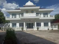 Golden Hotel Sarolangun Sarolangun住宿飯店