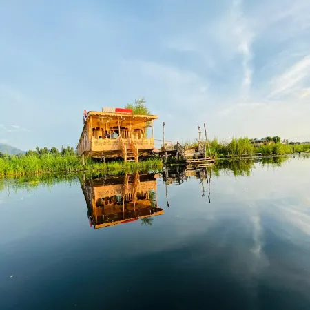 Nairobi Houseboat
