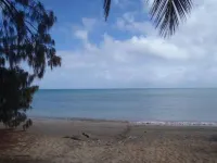 Beachside Holiday Units Hotels in Bowen