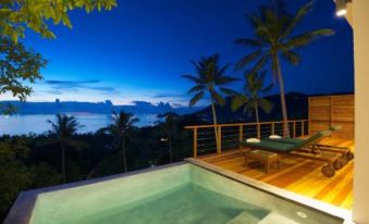 Overthemoon Luxury Pool Villas