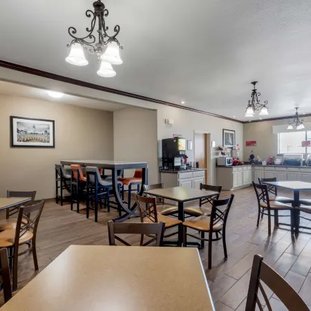 Best Western Plus Sweetwater Inn  Suites