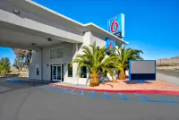 Studio 6 Victorville, CA - Apple Valley Hotels in Victorville