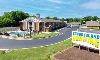Clarion Pointe on the Lake Clarksville-South Hill West