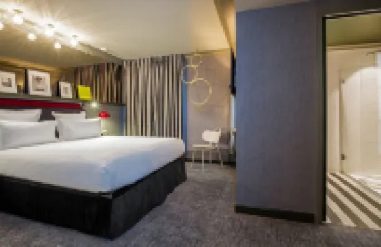 Bob Hotel Hotel dekat Jembatan Pont Alexandre III