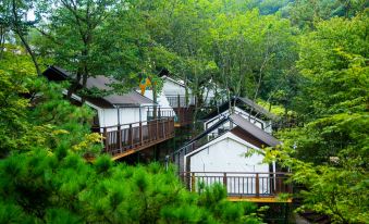 Paju Donghwa Healingcamp Glamping