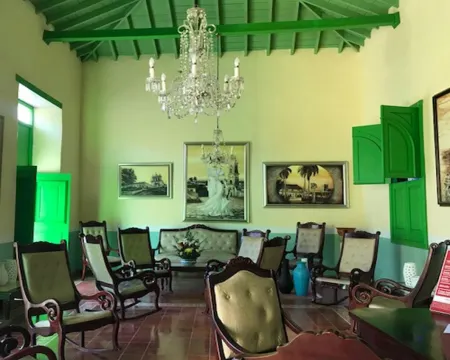 Hotel E la Calesa Отели в г. Тринидад