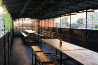 OYO Flagship 2124 Kars Inn Semarang Hotel a Tembalang