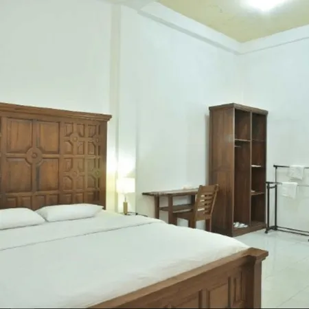 Hotel Family Nur