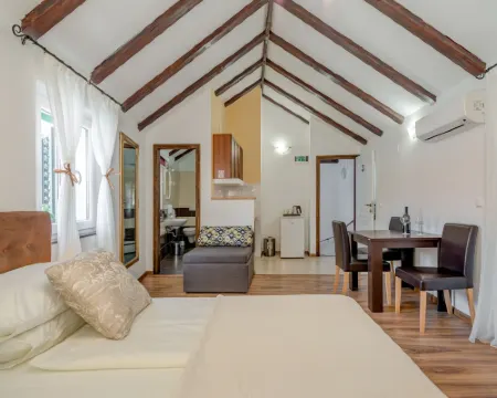 Guesthouse Imperator โรงแรมในสปลิต