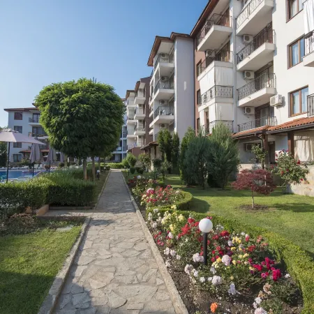Apollon Apartments