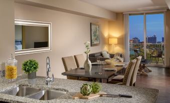 Mare Azur Miami Luxury Apartments by Grand Bay