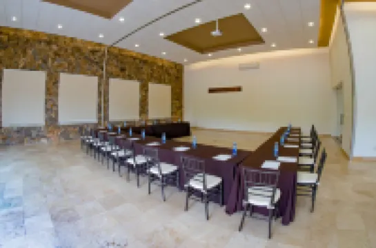 Hotel Villa Mexicana Golf & Equestrian Resort Hotels in Corregidora Municipality