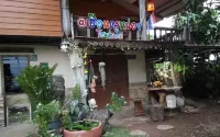 Heuan Kru Noi Homestay