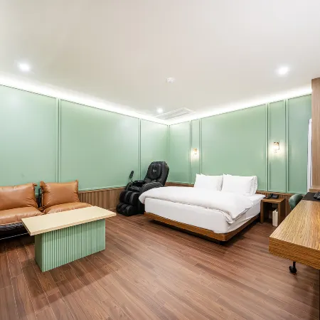 Hotel Ben in Dongcheon-Dong, Daegu Отели рядом с достопримечательностью «Храм Сонлимса»