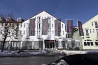慕尼黑 - 基希海姆展覽中心多美洛酒店