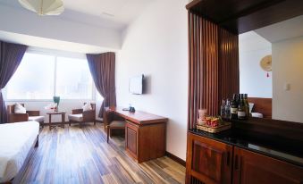 The Light Hotel Nha Trang