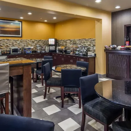 Best Western la Place Inn
