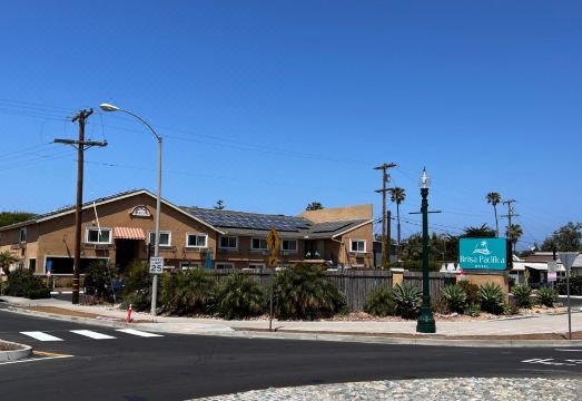 햄프턴 인 카디프 비치 엔시니타스