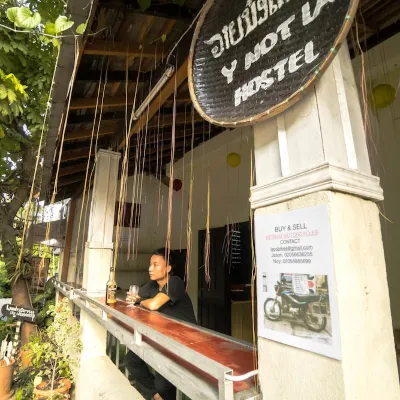 Y Not Laos Hostel Hotels near Sisavangvong Road