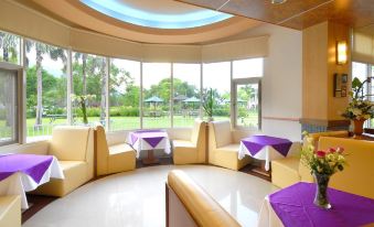 21 Holiday Resort