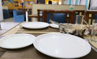 Hotel Khushi International