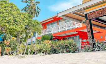 Hotel Cocoplum Beach