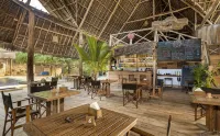 Zanzibar Sunrise at Bandas - Desayuno