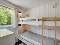 "Sanni" - 1.6km from the Sea
