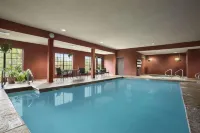 Super 8 by Wyndham Troy