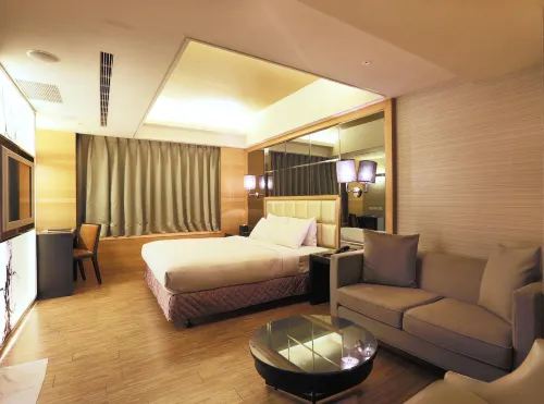 Royal Group Hotel Chang Chien Branch 1 - parkir