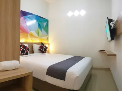 Green Homestay Syariah Hotels near Toko Kue Dan Kemplang B'Fasya