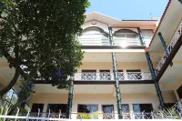 Gayatri Resort
