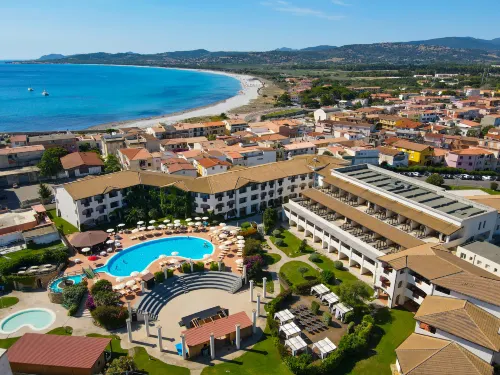 Cala Della Torre Resort - parking